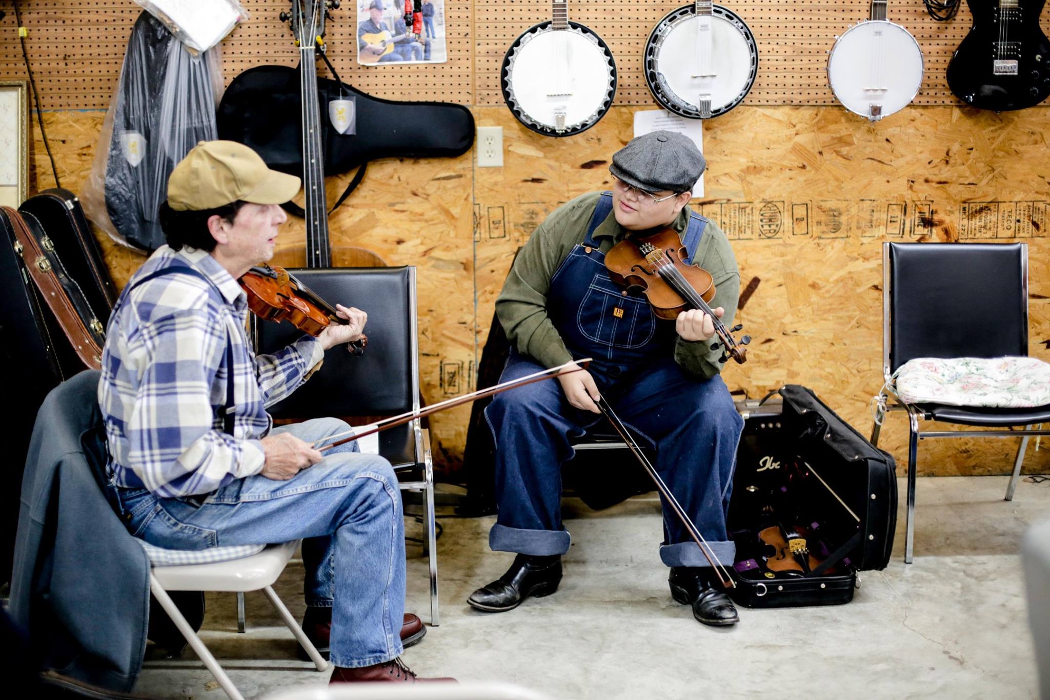 Michael-Tater-Hwy-11-Flea-Mkt-Dec-2017-TN-Folklife-Prog